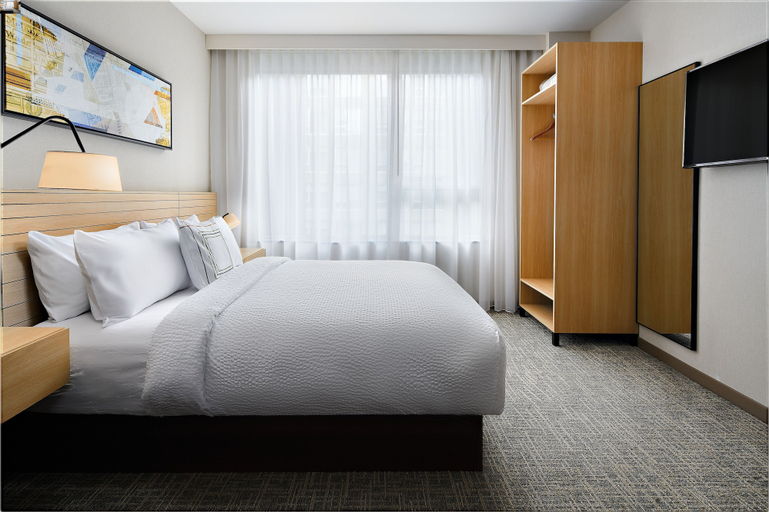Bedroom 2, TownePlace Suites by Marriott New York Manhattan, New York
