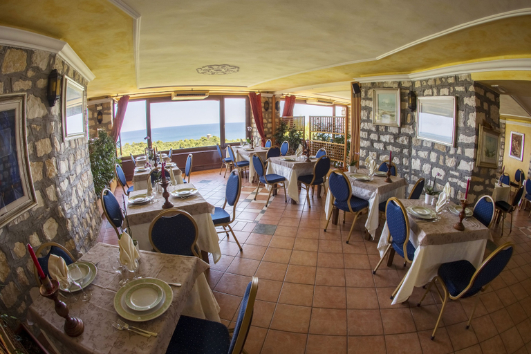 Food & Drinks 5, Hotel Internazionale, Ancona