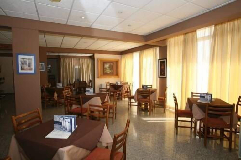 Food & Drinks, Valana Hotel Apartments