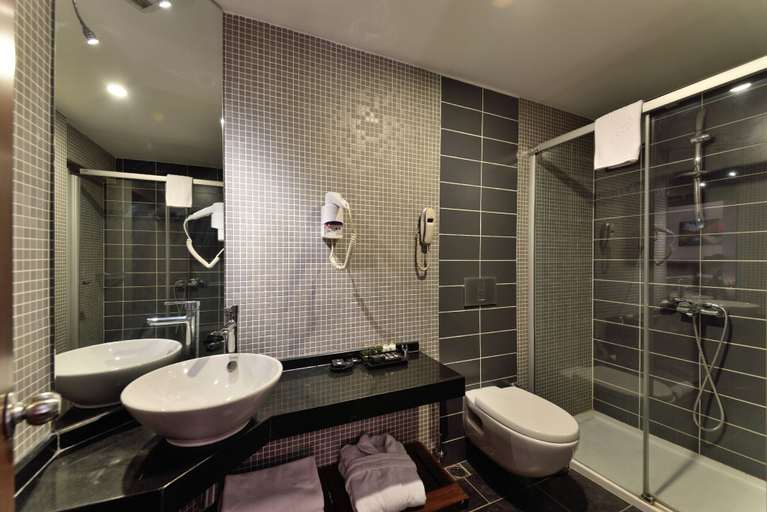 Bathroom 5, Tiara Thermal & Spa Hotel, Osmangazi
