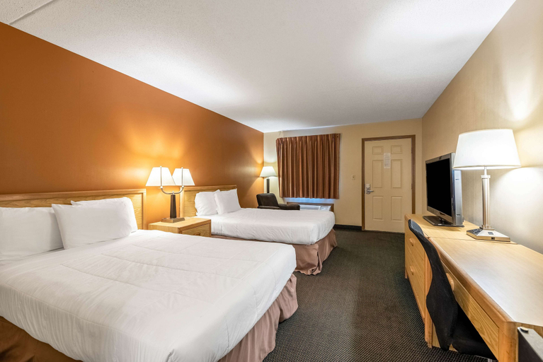 Bedroom 2, Americas Best Value Inn & Suites St. Marys, Auglaize