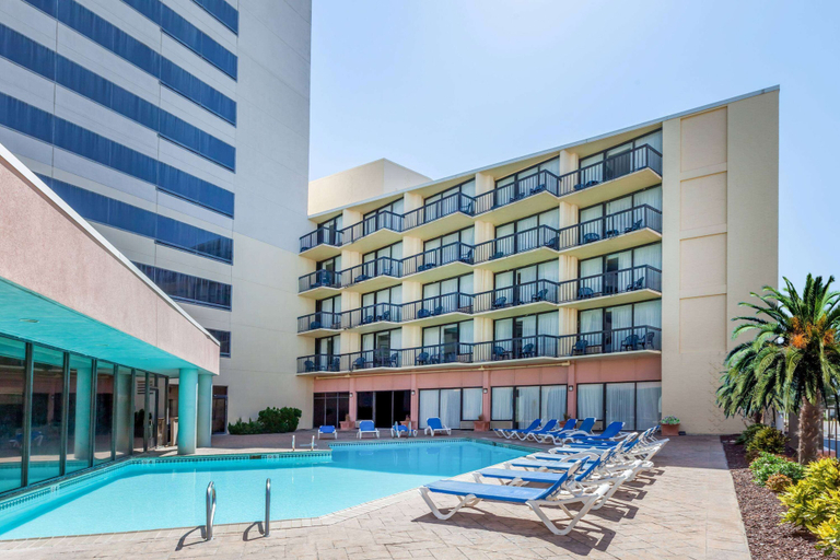 Exterior & Views 2, Wyndham Virginia Beach Oceanfront, Virginia Beach
