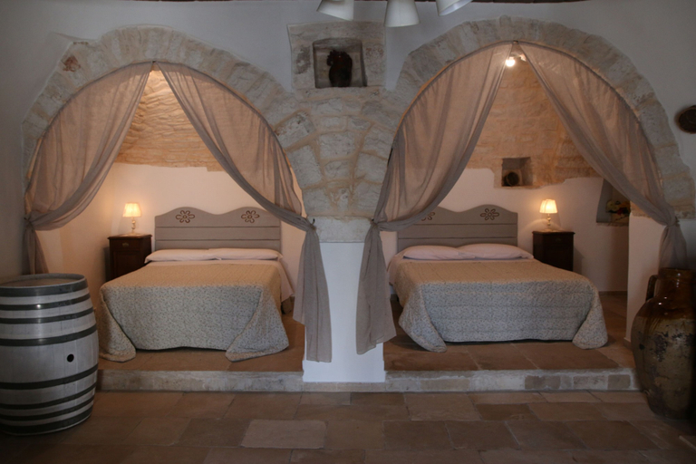 Bedroom 4, Trulli Holiday Albergo Diffuso, Bari