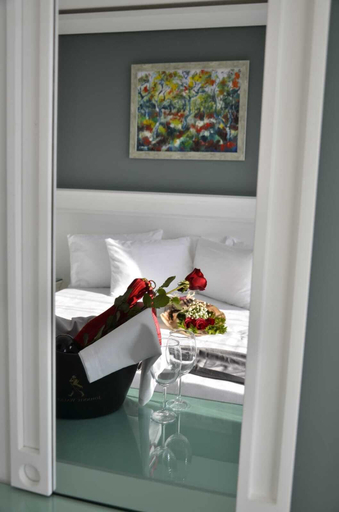Bedroom 3, Gens Boutique Hotel, Ezine