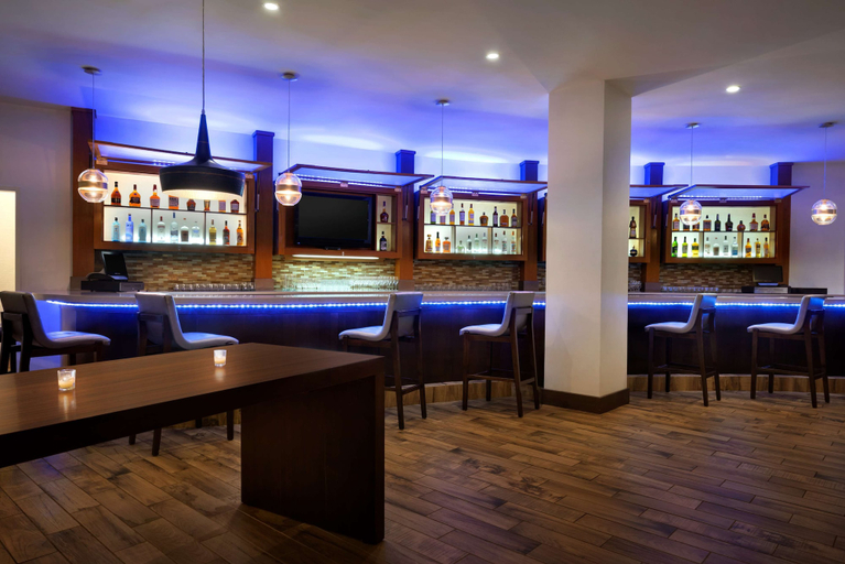 Food & Drinks 5, DoubleTree by Hilton Stamford, Fairfield