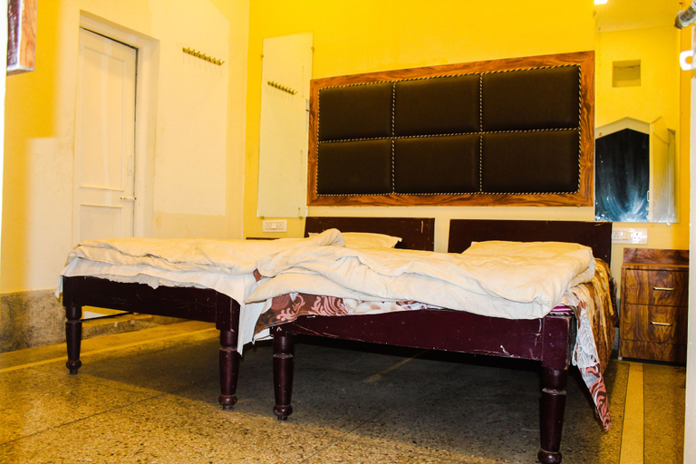 Bedroom 3, Hotel Anand Palace, Gwalior