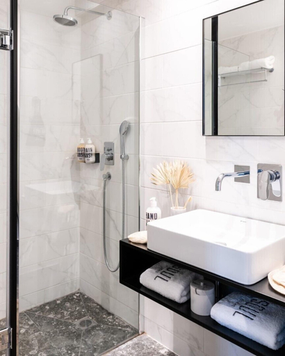 Bathroom 5, Play Theatrou, a member of Brown Hotels, Attica