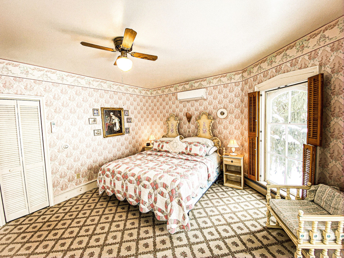 Bedroom 2, BUTLER HOUSE at The Cherry Creek Inn, Chautauqua
