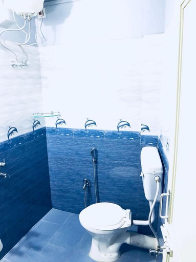 Bathroom 3, Emerald Homes, South Andaman