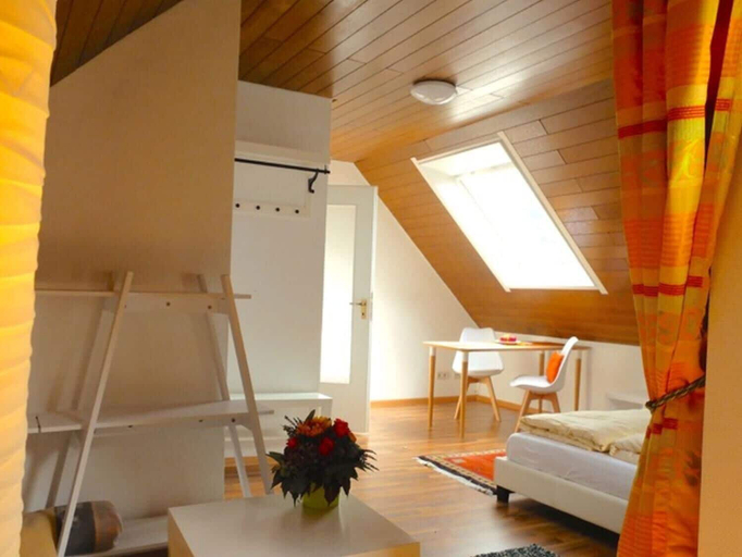 Bedroom 4, Gästehaus Hermine, Ortenaukreis