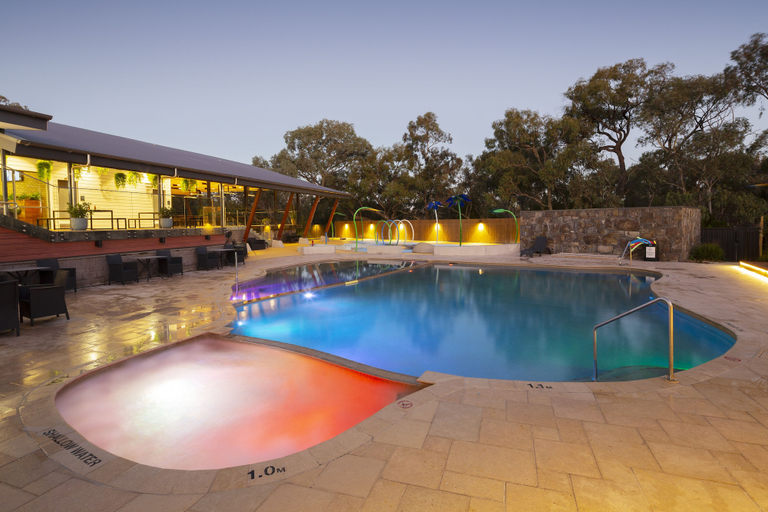 Sport & Beauty 2, Alivio Tourist Park Canberra, Canberra