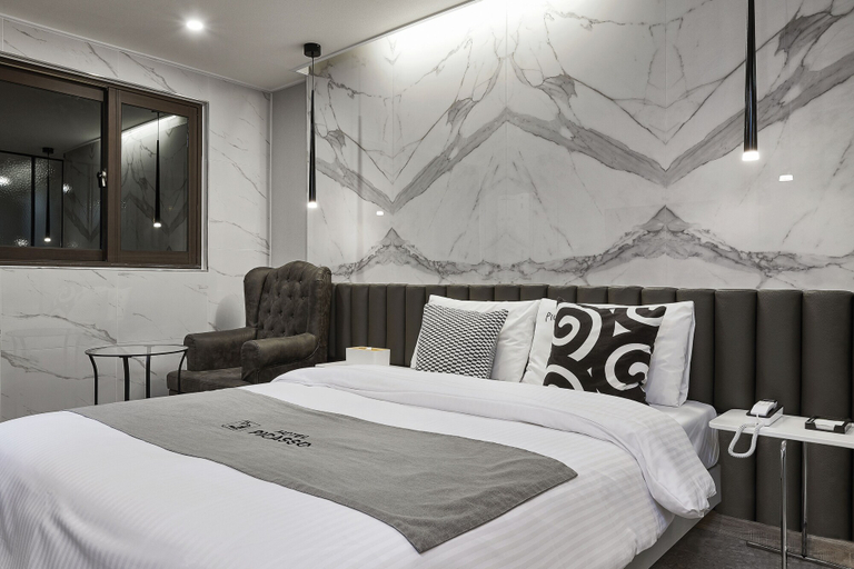 Bedroom 5, Picasso Hotel, Donghae