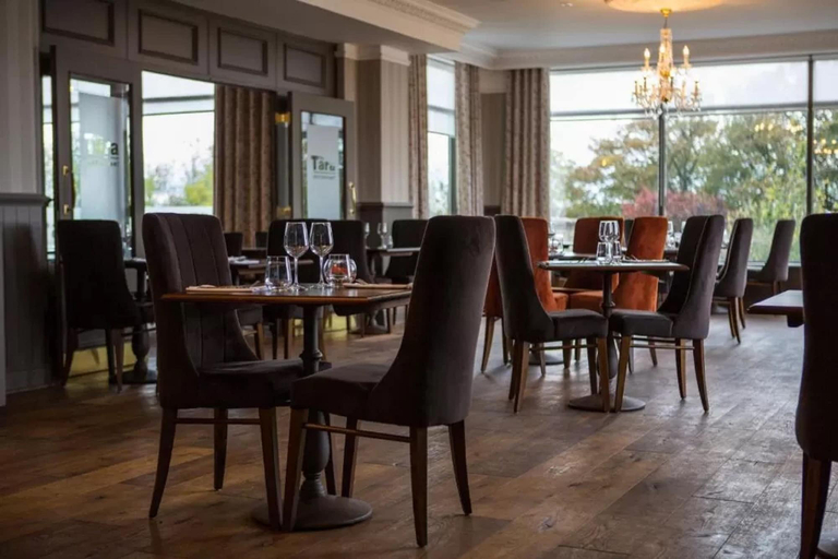 Food & Drinks 5, Hatton Court, Gloucestershire
