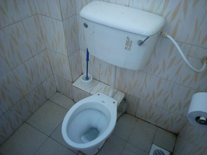 Bathroom 3, Pivot Restaurant And Lodge, Mwingi Central