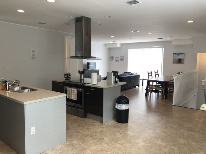 Others 4, Home in Fort Lauderdale, Broward