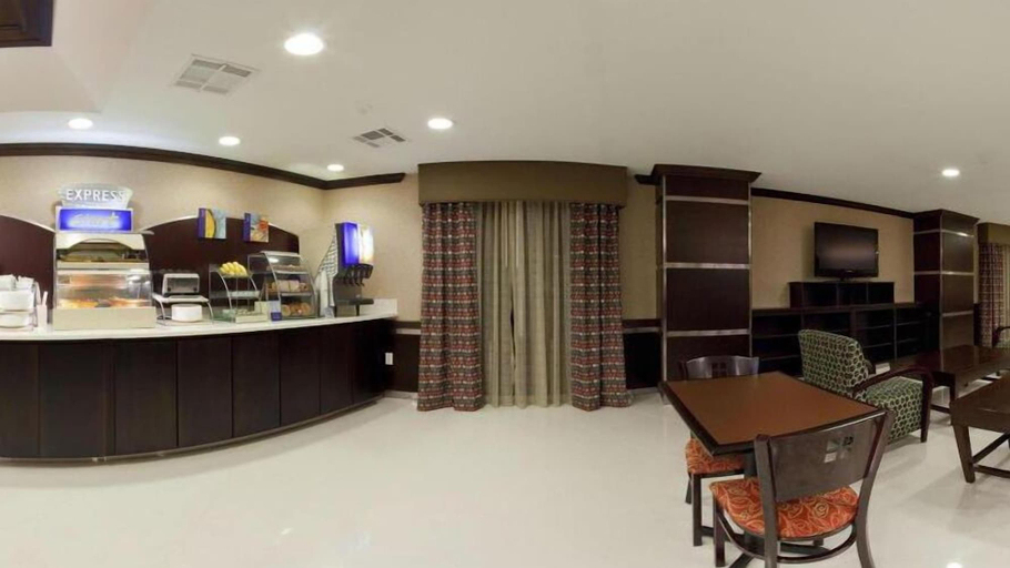 Food & Drinks 5, Holiday Inn Express & Suites AMITE by IHG, Tangipahoa