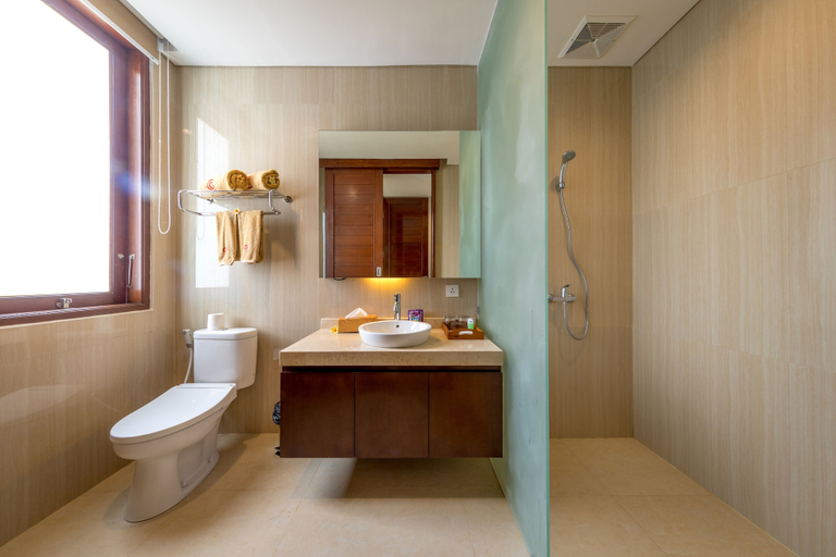 Bathroom 5, Royal Garden Villas and SPA Bali, Badung