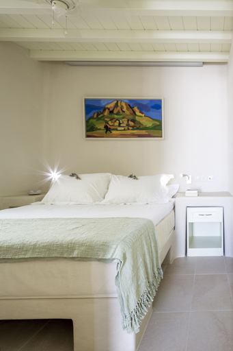 Bedroom 3, Crossroads Inn, South Aegean