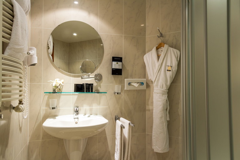 Bedroom 5, Best Western Plus Grand Hotel Victor Hugo, Luxembourg