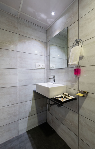 Bathroom 5, Hotel Avon Ruby, Mumbai City