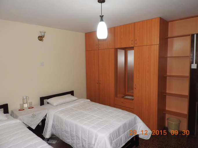 Bedroom 2, Hanthana Breeze Home Stay, K.F.G. & G. Korale