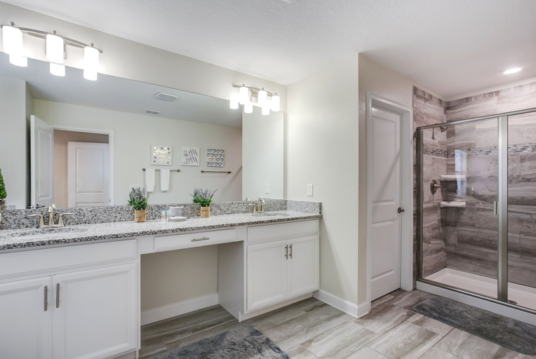 Bathroom 3, 5 Bed 4 Ba Villa with Game Room, Pool & Spa, Osceola