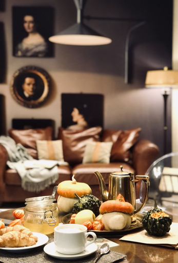 Food & Drinks
