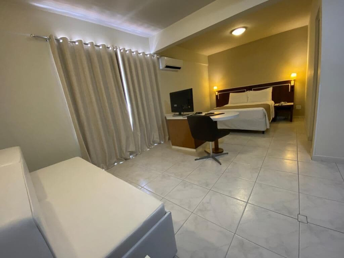 Bedroom 2, Altadomo Hotel, Santa Maria