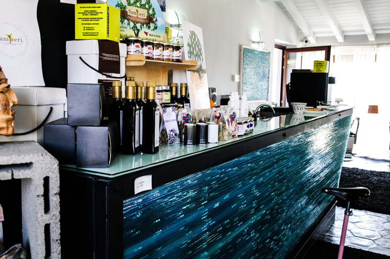 Food & Drinks 5, Suite d'Autore Art Design Gallery, Enna