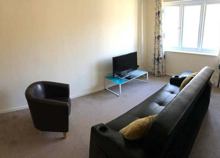 Others 5, Clarence Suite, Medway