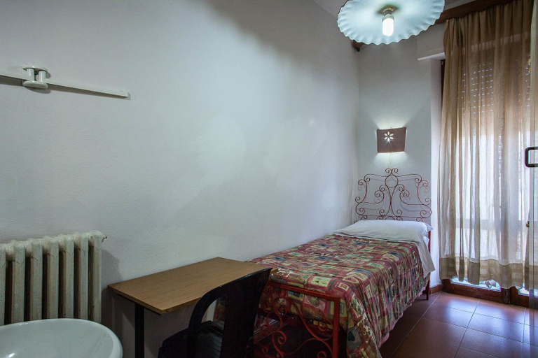 Bedroom 3, Hotel Villa Rosa, Cagliari
