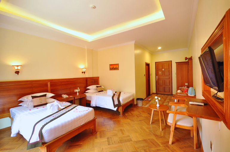 Bedroom 2, Golden Classic Hotel Bagan, Myingyan