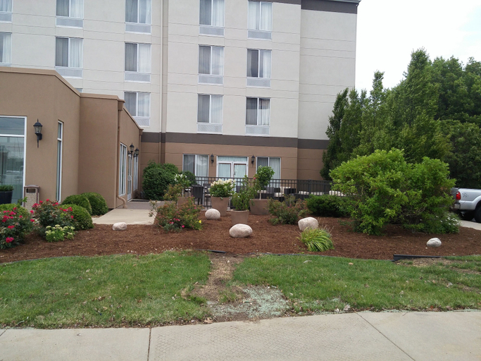 Exterior & Views 2, Hilton Garden Inn Springfield, IL., Sangamon