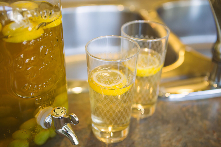 Food & Drinks 4, QuickStay - Sunlit Luxury Loft on King West, Toronto