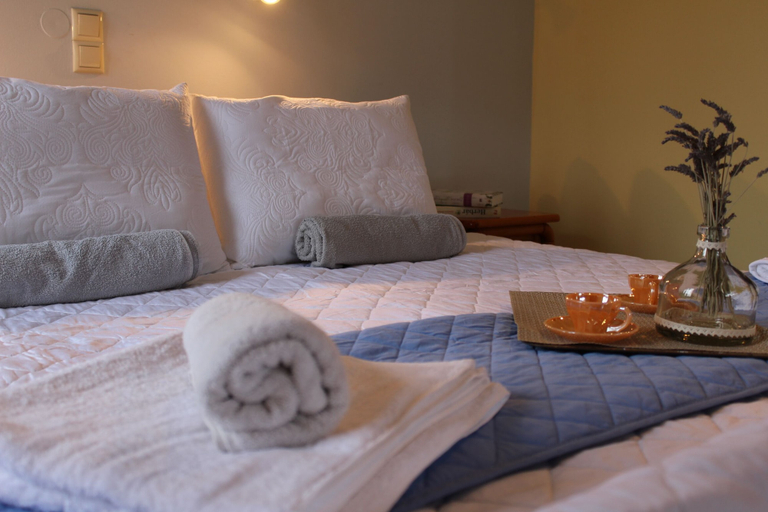 Bedroom 2, Studios Penelope, North Aegean