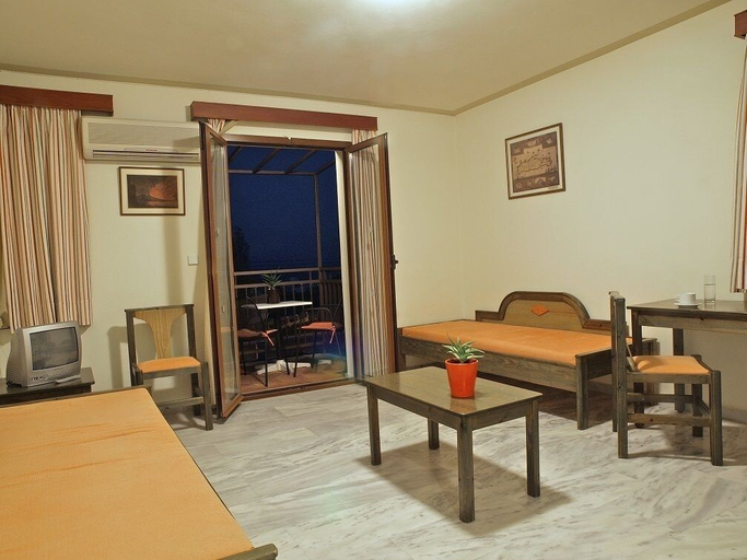 Others 5, Alexandros M, Crete