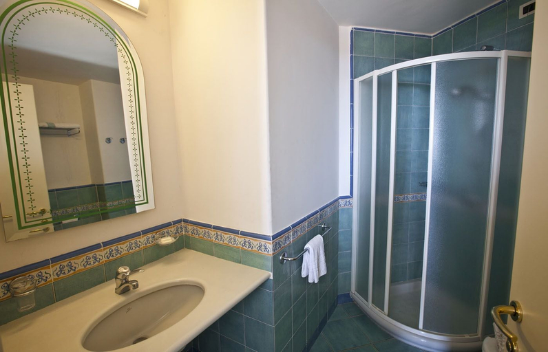 Bathroom 4, Don Felipe Boutique Hotel, Napoli