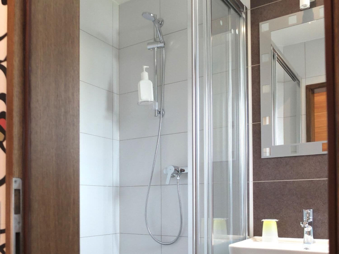 Bathroom 5, Gästehaus Hermine, Ortenaukreis