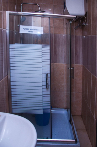 Bathroom 3, Haminton Grand Hotel, Alimosho