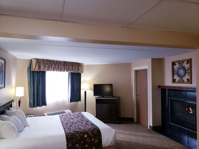 Bedroom 3, Quality Inn & Suites Black River Falls I-94, Jackson
