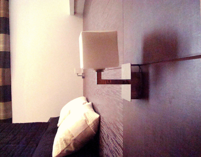 Bedroom 3, Interno 5, Rome