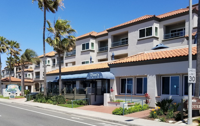 Exterior & Views 2, Tamarack Beach Resort Hotel, San Diego
