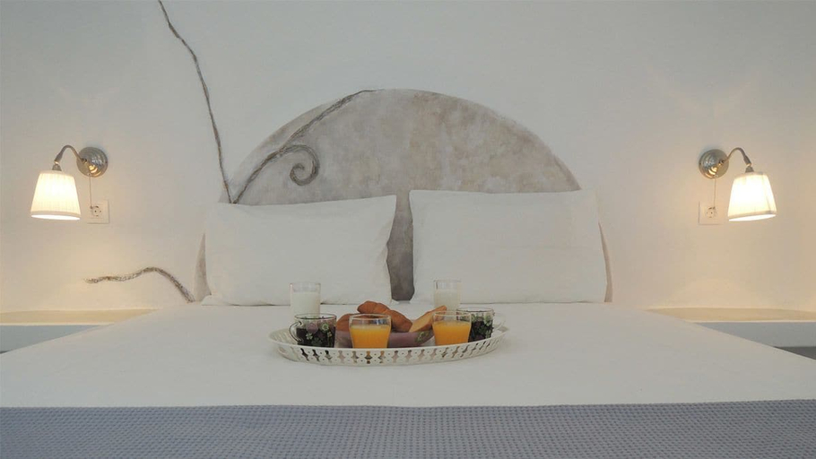 Bedroom 4, Hotel Adamas, South Aegean