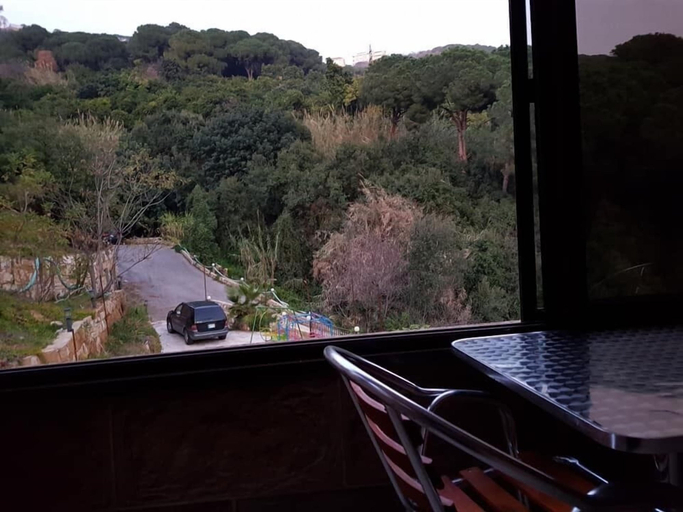 Others 4, Pinewood Hotel, Kasrouane