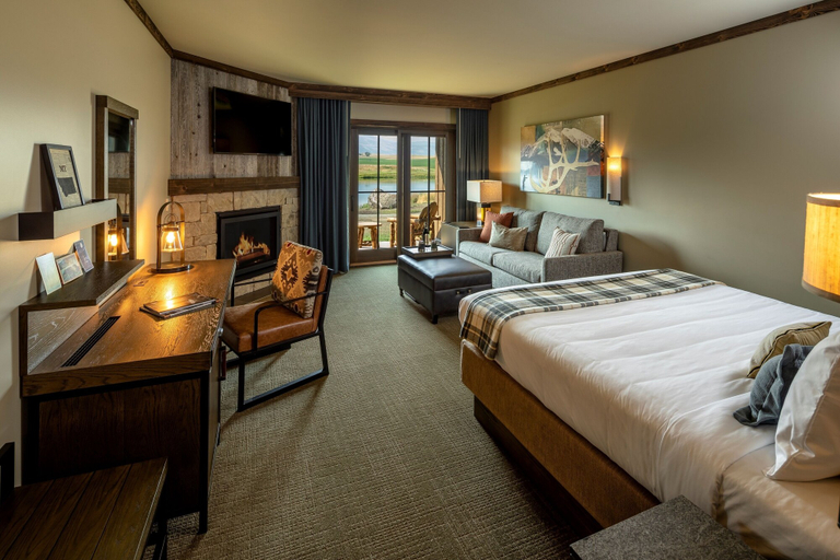 Bedroom 3, Sage Lodge, Park