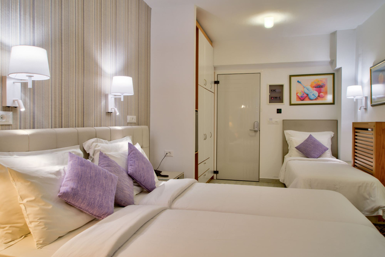 Bedroom 2, Hotel Poseidon, West Greece