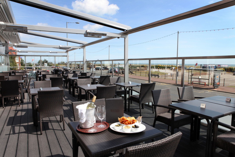 Food & Drinks 5, Imperial Hotel, Norfolk
