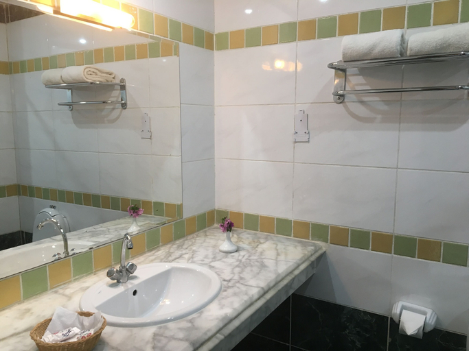 Bathroom, Royal Paradise Beach Resort, Sharm el-Sheikh