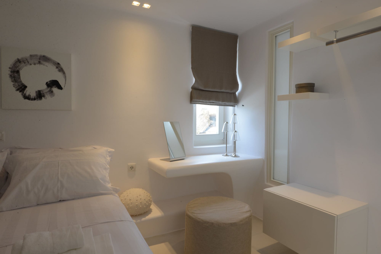 Bedroom 2, Ruby Suite, South Aegean