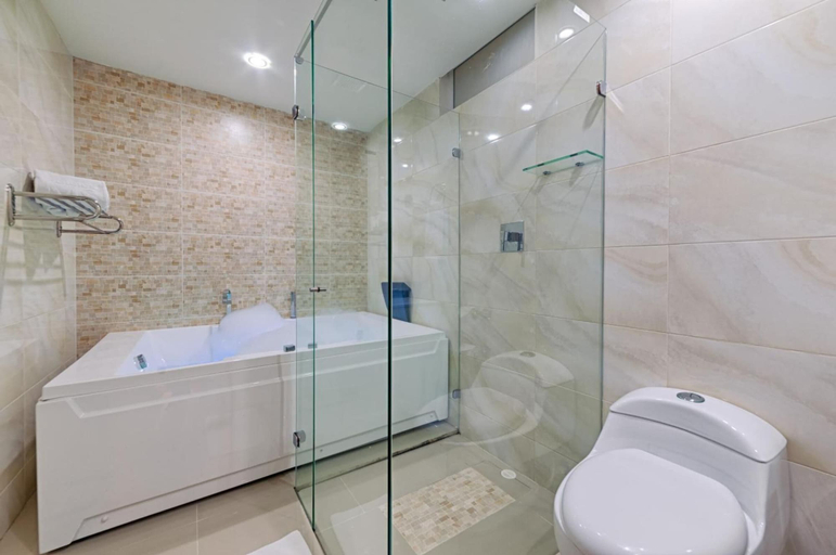 Bathroom 4, Hotel MS Ciudad Jardín Plus, Santiago de Cali